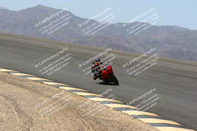 media/Apr-10-2022-SoCal Trackdays (Sun) [[f104b12566]]/Bowl (11am)/